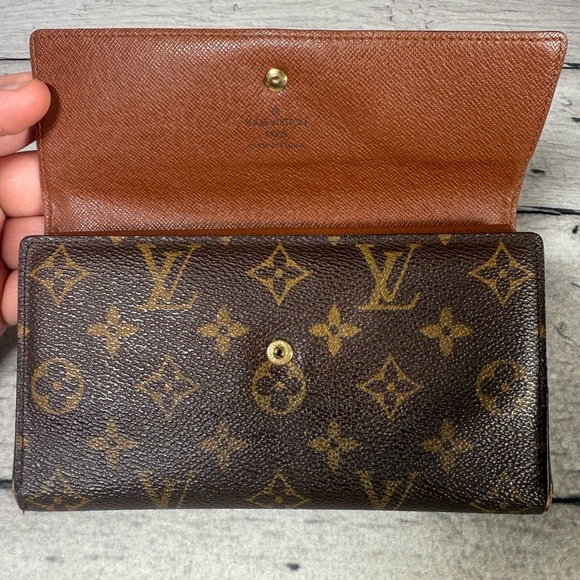 Louis Vuitton Portefeuille Sarah Long Bifold Wallet Monogram Canvas Leather - Picture 7 of 15